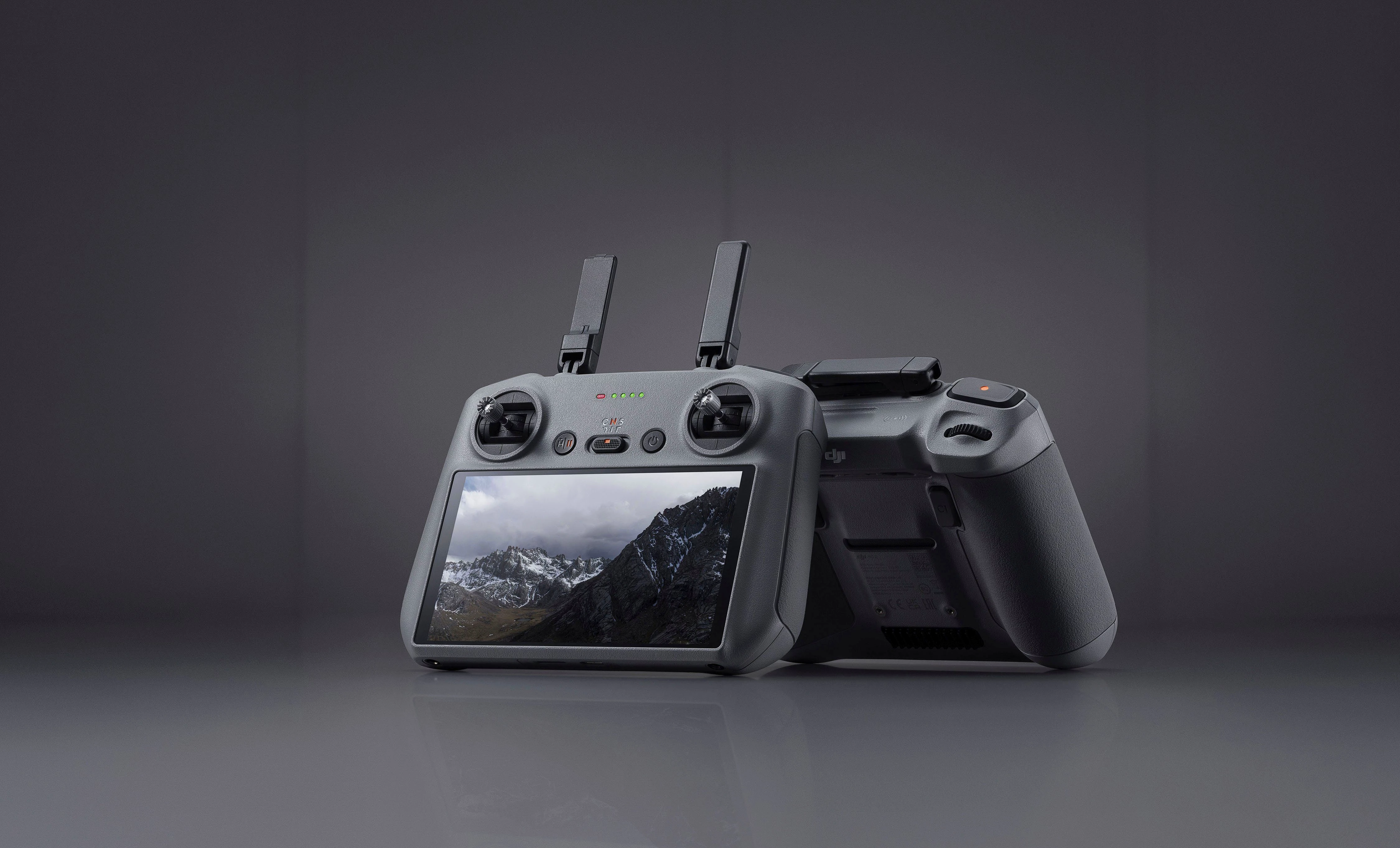 DJI Air 3 Fly More Combo  Drohne (4K Ultra HD, DJI RC 2 Fernsteuerung, 3 Akkus