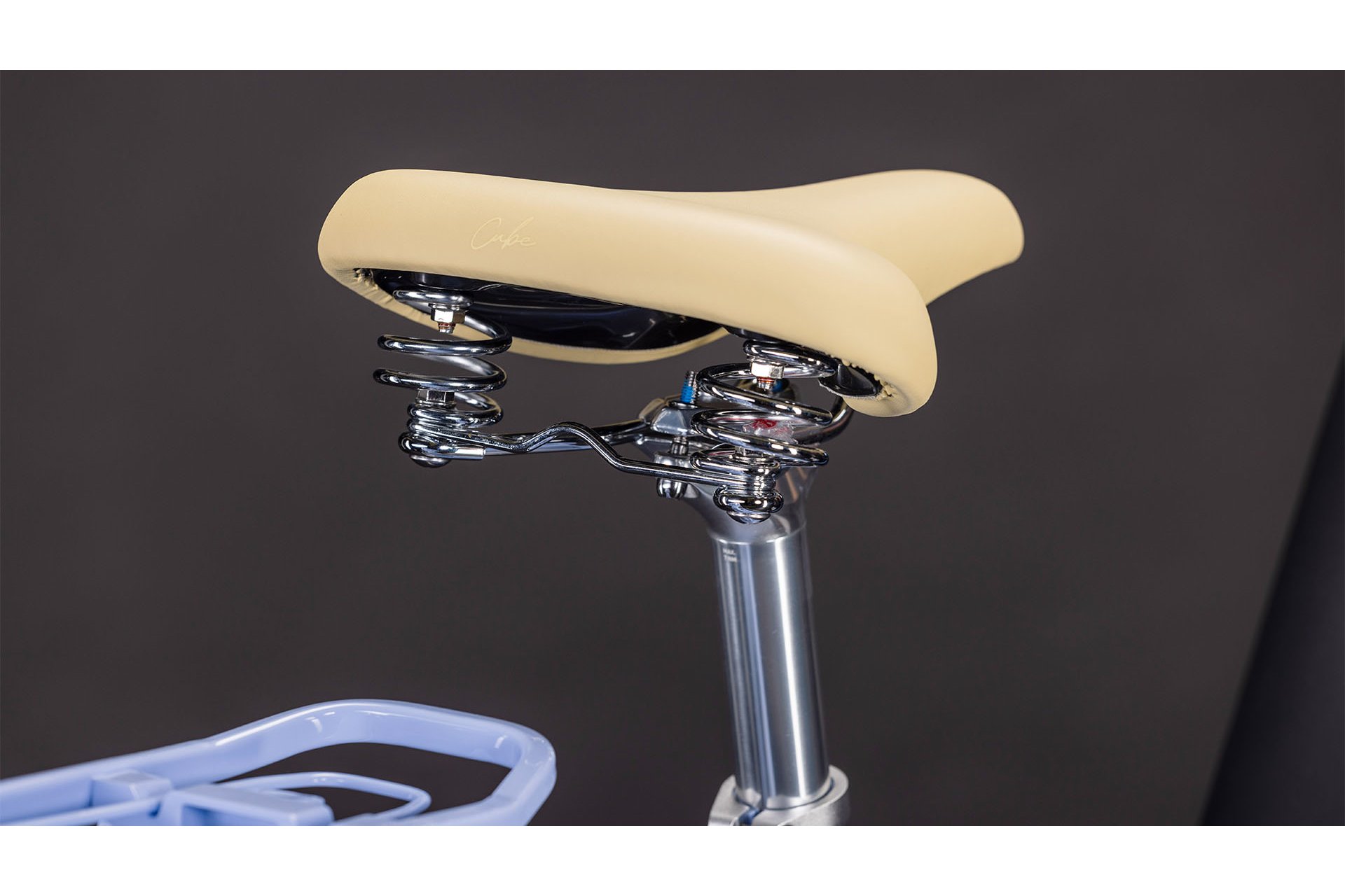 Cube Aruba Hybrid 600 - 600 Wh - 28 Zoll - Tiefeinsteiger -