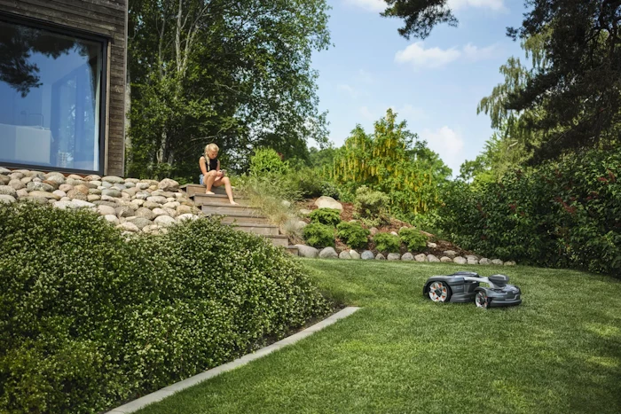 Husqvarna Mähroboter Automower 435X AWD NERA mit kabelloser EPOS Technologie