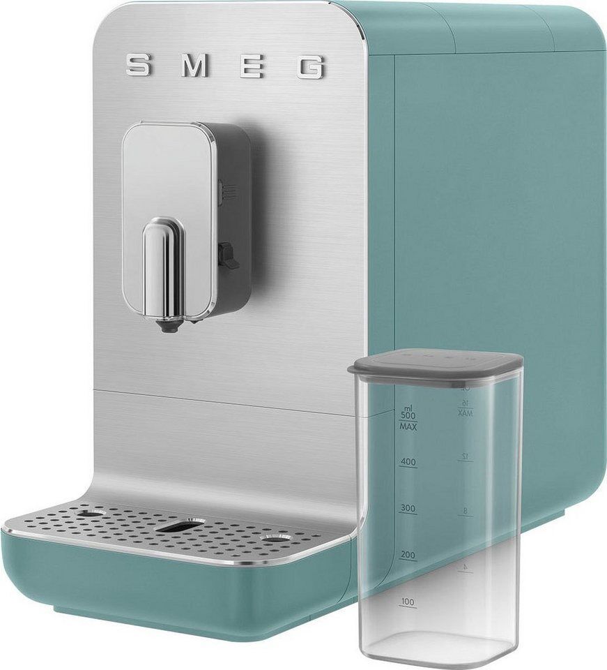 Smeg Kaffeevollautomat BCC13EGMEU