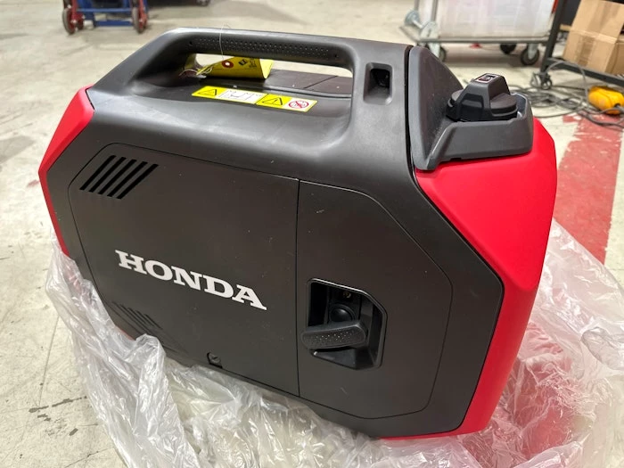 B-Ware Honda Stromerzeuger EU 32i