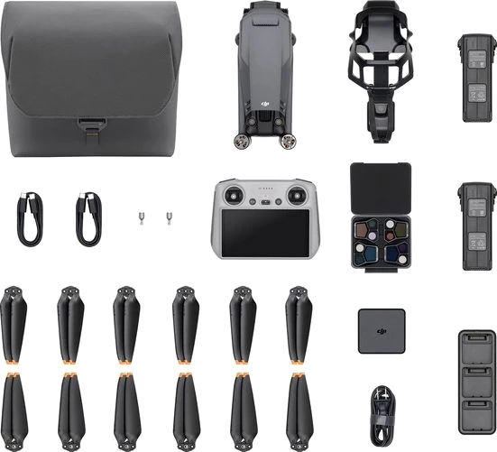 DJI Mavic 3 Pro Fly More Combo  Drohne (5,1K, DJI RC Fernsteuerung, 3 Akkus