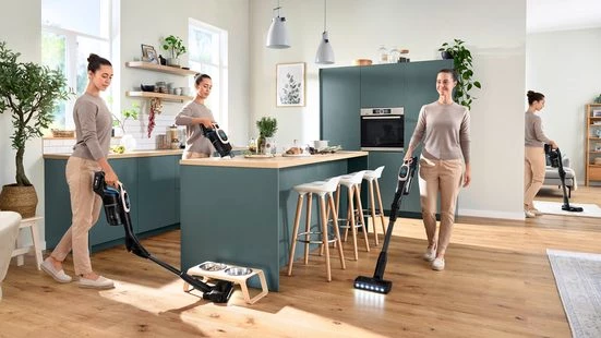 BOSCH Akku-Stielstaubsauger Unlimited 10 BKS1041RHF, MicroClean™ Technology, Display, Knickrohr