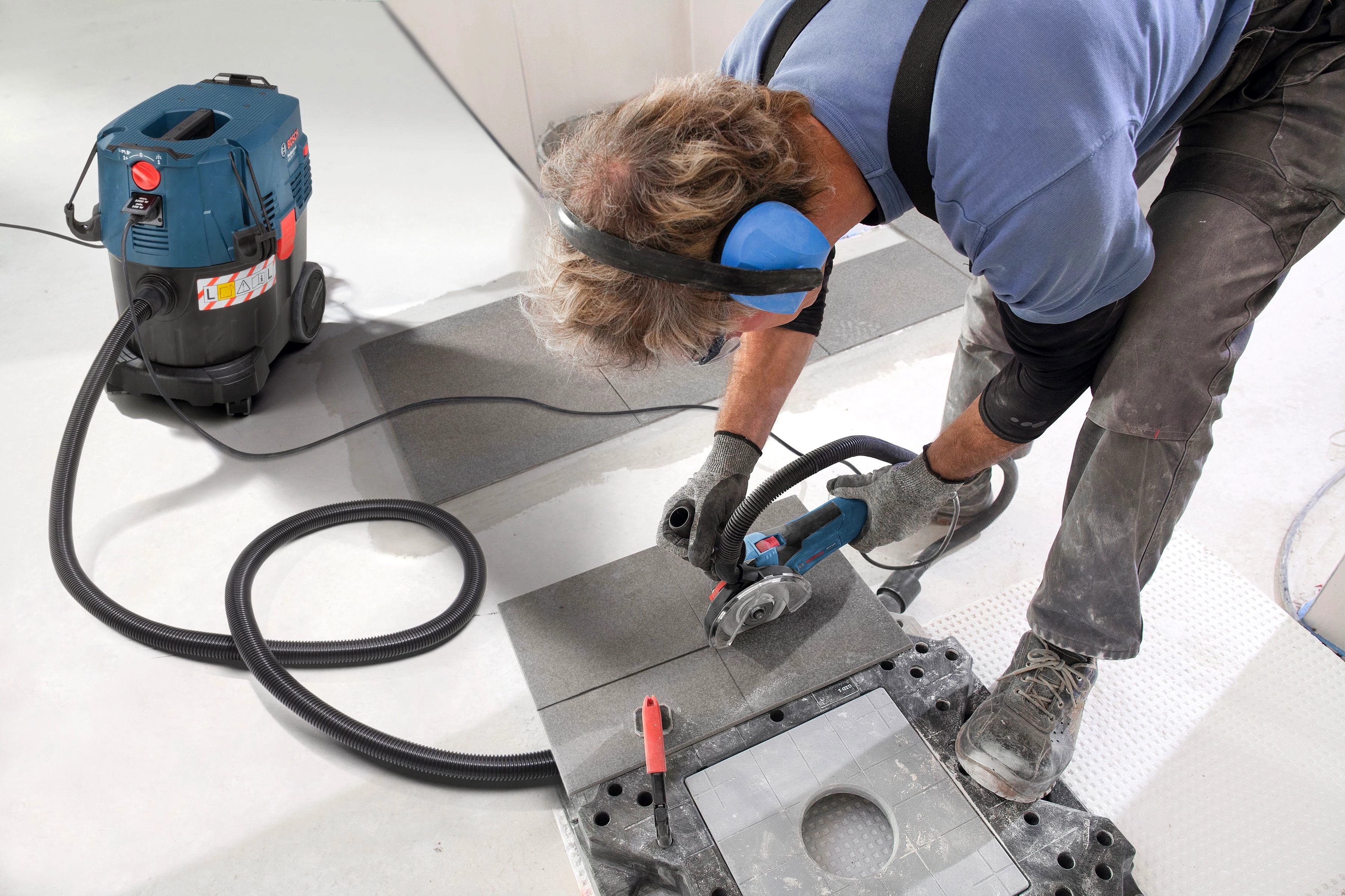 Bosch Professional Nass-Trocken-Sauger GAS 35 L SFC+, 1300 W