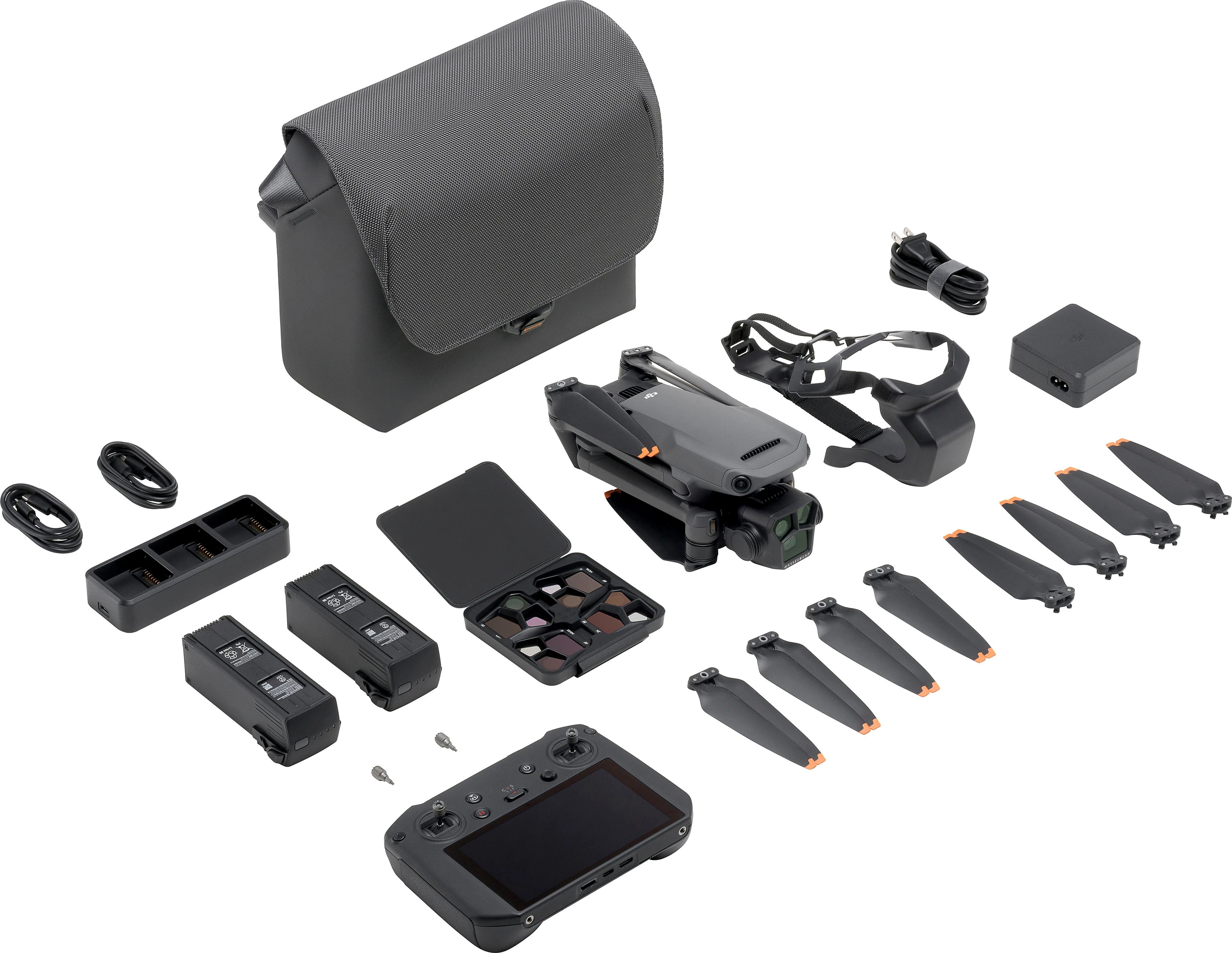 DJI Mavic 3 Pro Fly More Combo  Drohne (5,1K, DJI RC Pro Fernsteuerung, 3 Akkus