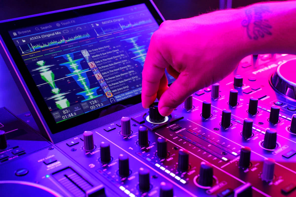 Denon DJ Prime 4 Plus