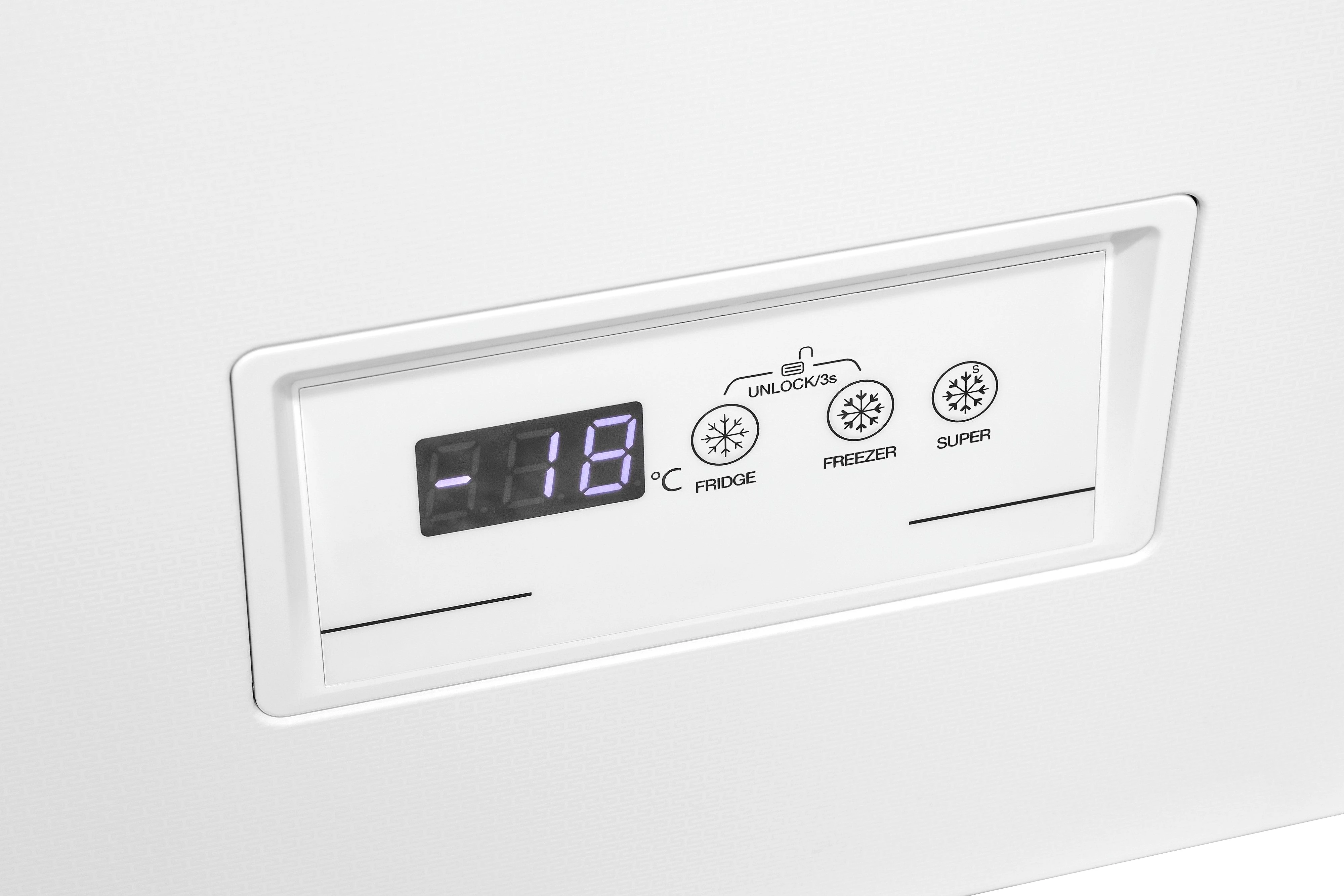 exquisit Gefriertruhe GT400-HE-041E weiss, 130 cm breit, 371 l, mit Türschloss