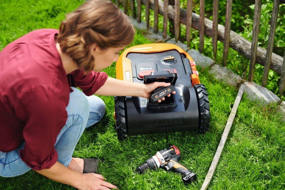 Worx Rasenmähroboter Landroid L2000, bis 2000 m² Rasenfläche, (Set), 2000m², 20V