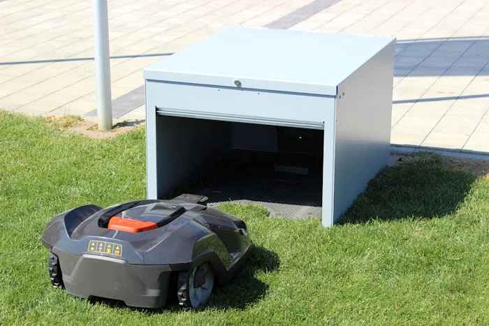 Working Robots Mower-Garage Alu/Color