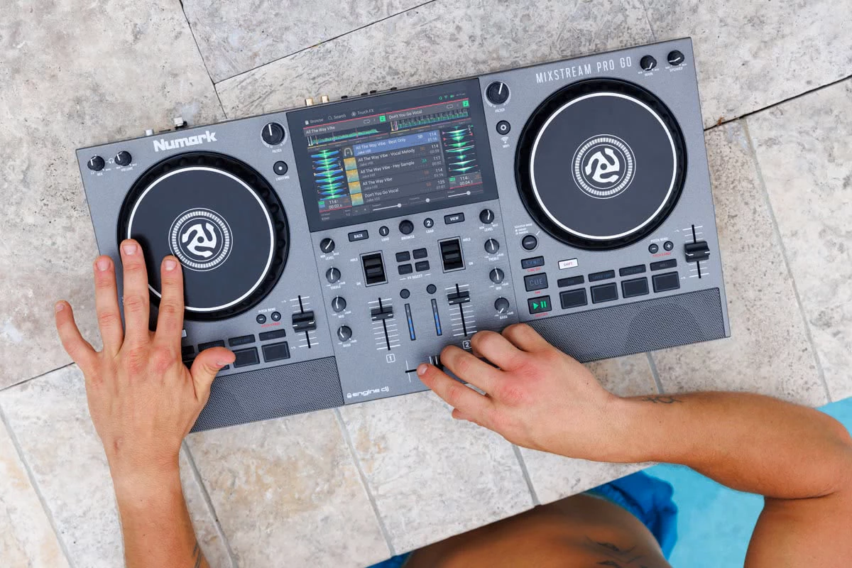 Numark Mixstream Pro Go
